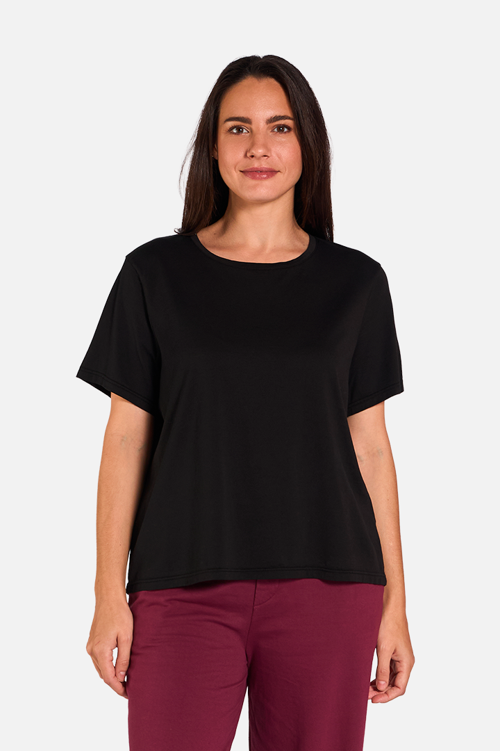 BEBAS Camiseta Manga Corta Black de FETE — Detalle