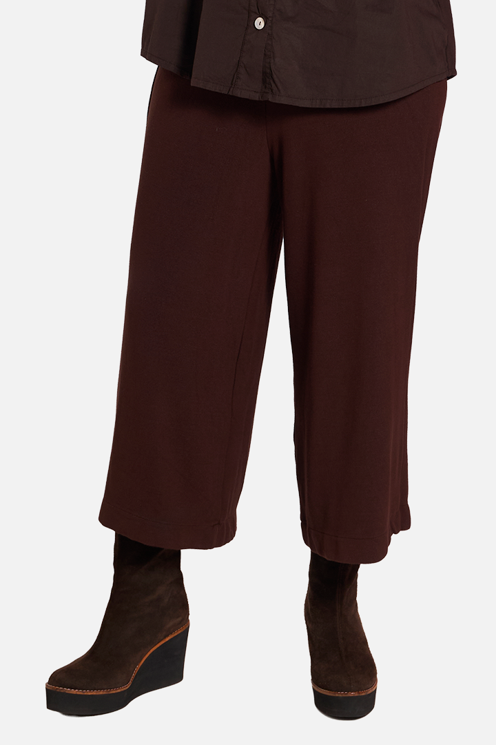 TISNAR Pantalón Cacao de FETE — Detalle