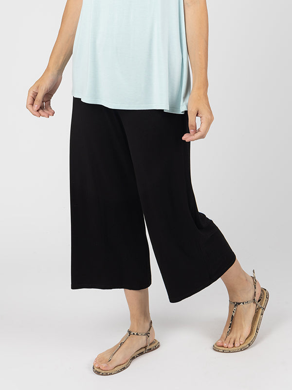 NAREL Pantalón Pirata Black