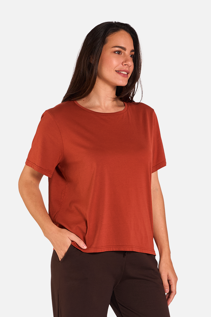 BEBAS Camiseta Manga Corta Siena de FETE — Detalle