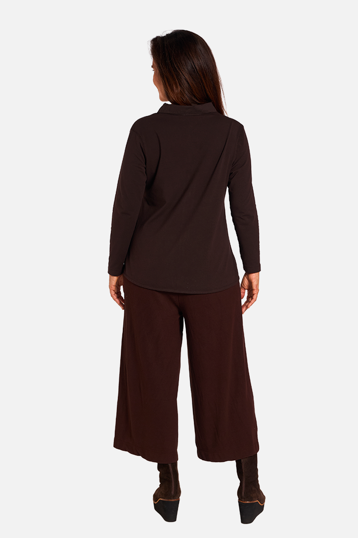 TISNAR Pantalón Cacao de FETE — Detras
