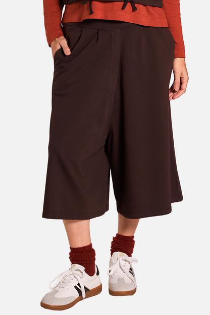 ODEL Pantalón Cacao de FETE — Detalle