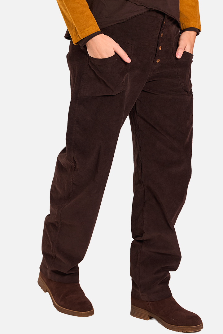 YAGO Pantalón Cacao de FETE — Detalle