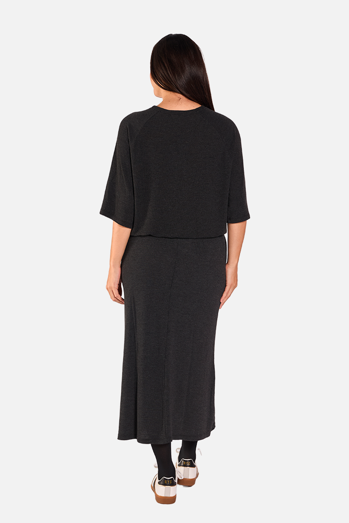 SOTAVENTO Falda Black de FETE — Detras