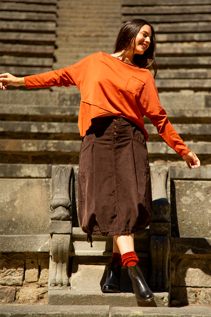 XENIA Falda Cacao de FETE — Exterior