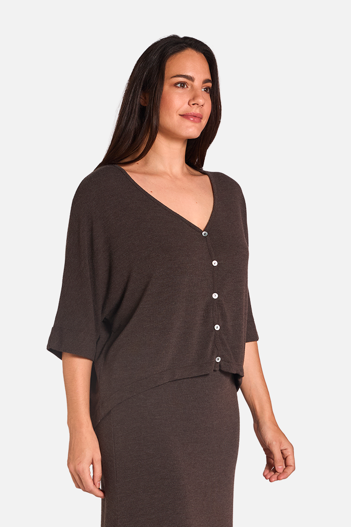NUPTSE Chaqueta Cacao de FETE — Detalle