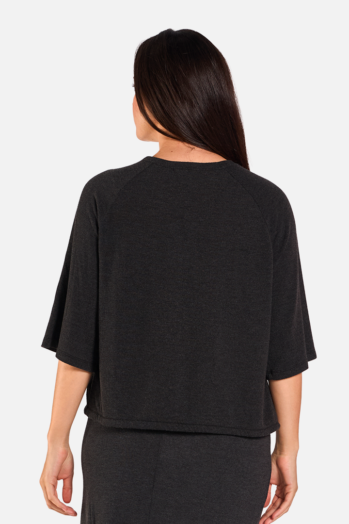 ALANA Camiseta Manga al Codo Black de FETE — Detras