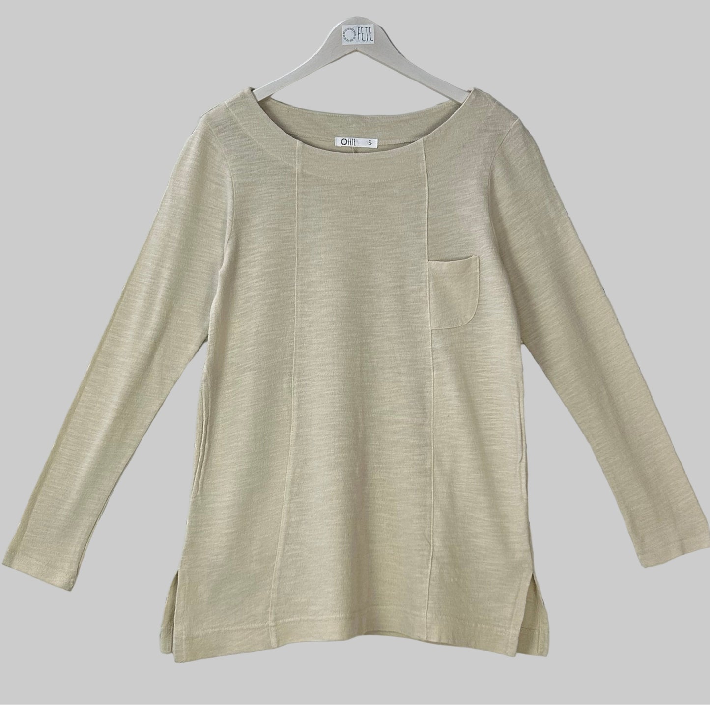 CAMISETA CORTES LATERALES KIWI