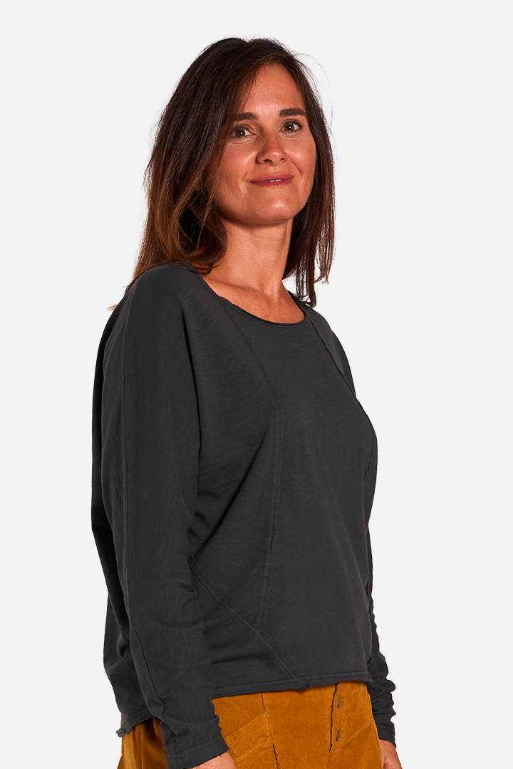 IRIS Camiseta Manga Larga Caviar de FETE — Detalle
