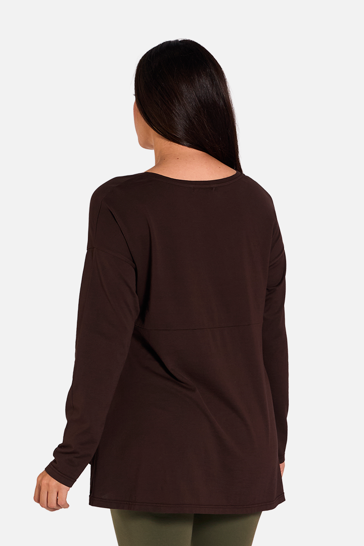 SULCATA M/L Camiseta Manga Larga Cacao de FETE — Detras