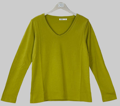 CAMISETA ESCOTE PICO GOTA