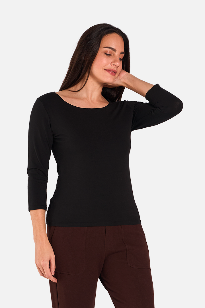 FLORA Camiseta Manga 3/4 Black de FETE — Detalle
